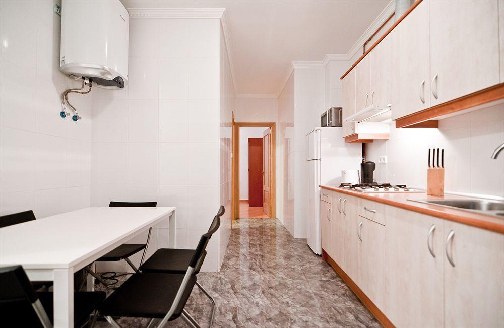 Apartamentos Aqui Me Quedo Madrid Exteriör bild