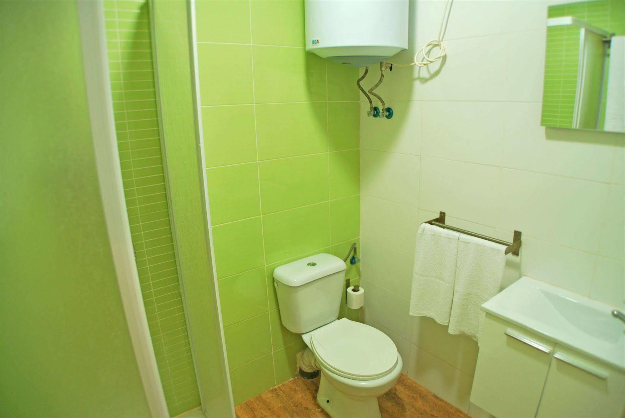 Apartamentos Aqui Me Quedo Madrid Exteriör bild